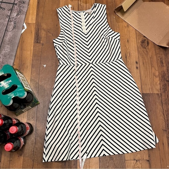 Loft Sleeveless Striped Dress Size 6 T1 - Picture 5 of 6